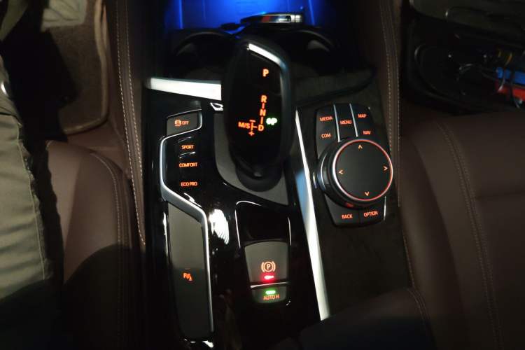 Used BMW 5 Series 2020 525Li M Sport Package Gear Lever