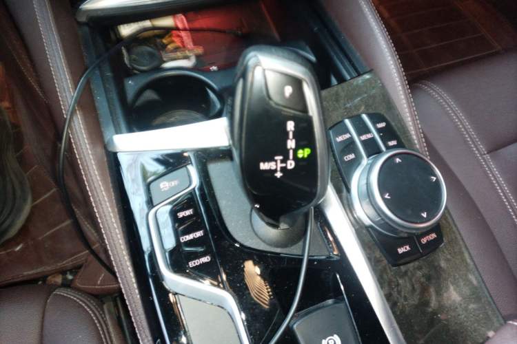 Used BMW 5 Series 2020 525Li M Sport Package Gear Lever