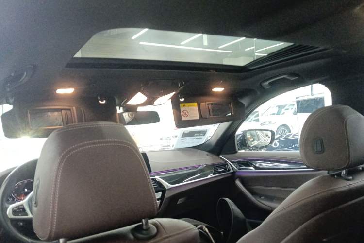Used BMW 5 Series 2020 525Li M Sport Package Headliner
