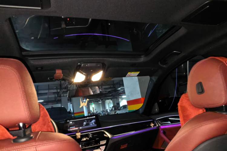 Used BMW 5 Series 2020 530Li Luxury Edition M Sport Package Headliner