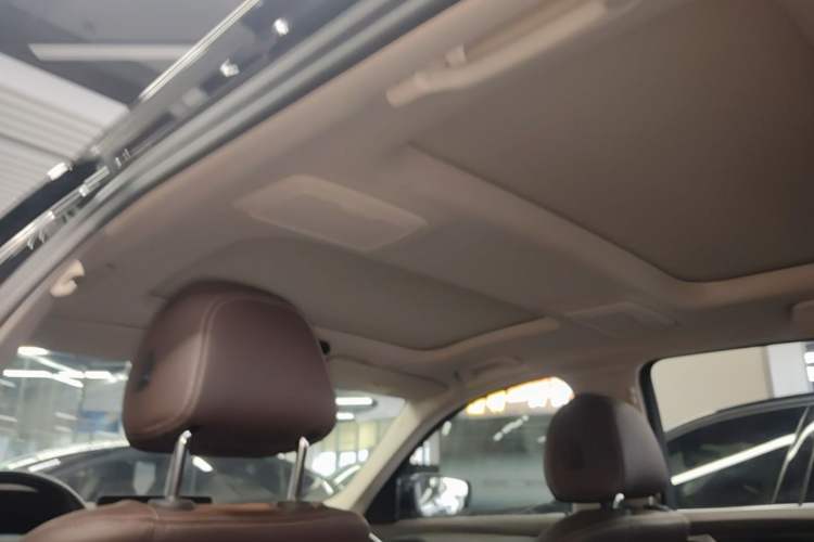 Used BMW 5 Series 2020 530Li Leading Edition Luxury Package Headliner