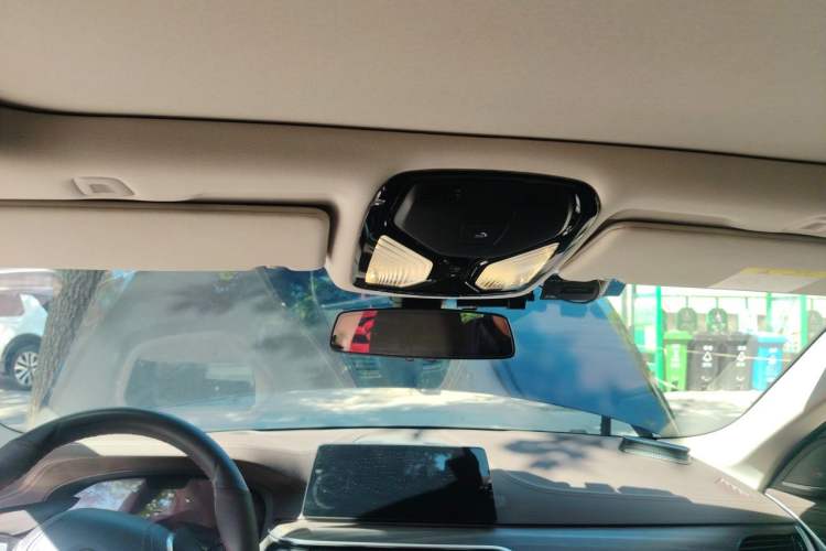 Used BMW 5 Series 2020 530Li Luxury Edition Premium Package Headliner
