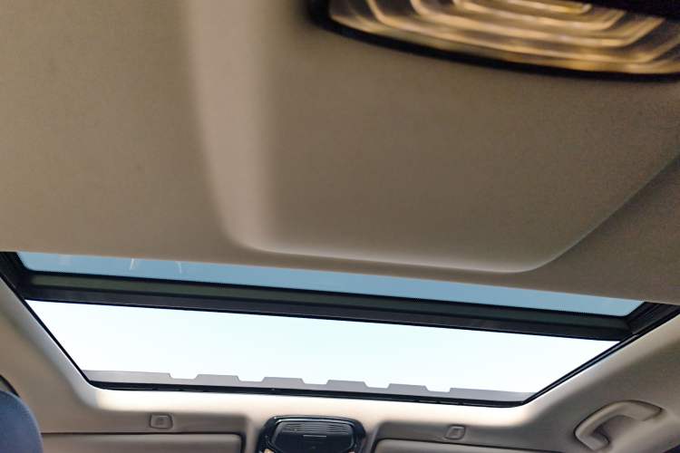 Used BMW 5 Series 2020 525Li Luxury Package Headliner
