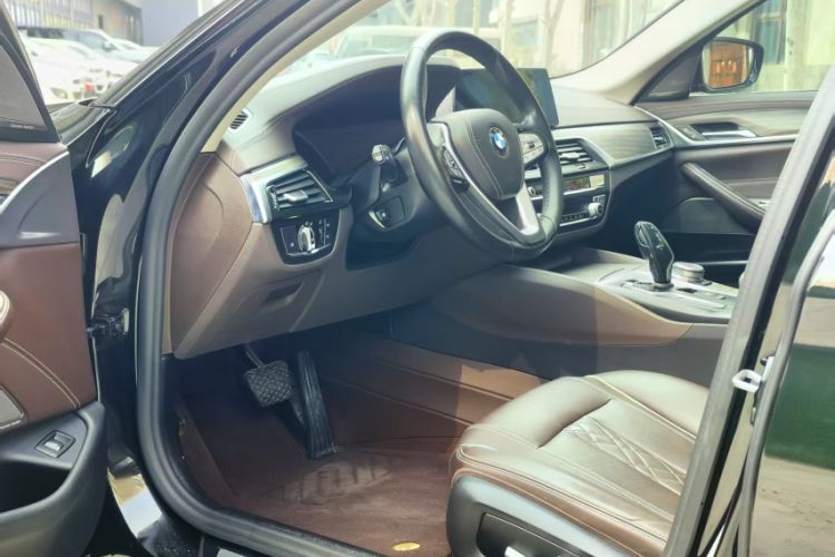 Used BMW 5 Series 2020 530Li Leading Edition Luxury Package Interior 1