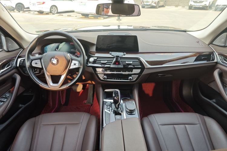 Used BMW 5 Series 2020 525Li Luxury Package Interior 1