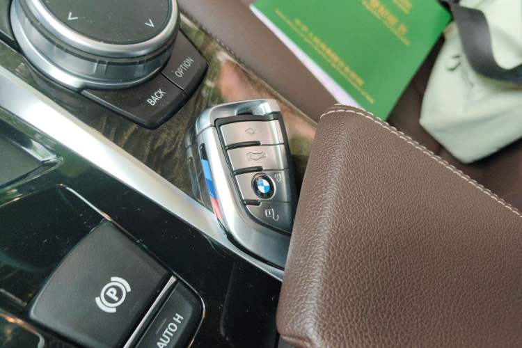 Used BMW 5 Series 2020 525Li M Sport Package Interior 1