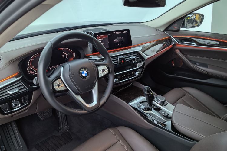 Used BMW 5 Series 2020 525Li Luxury Package Interior 1