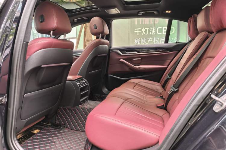Used BMW 5 Series 2020 530Li Leading Model M Sport Package Interior 1
