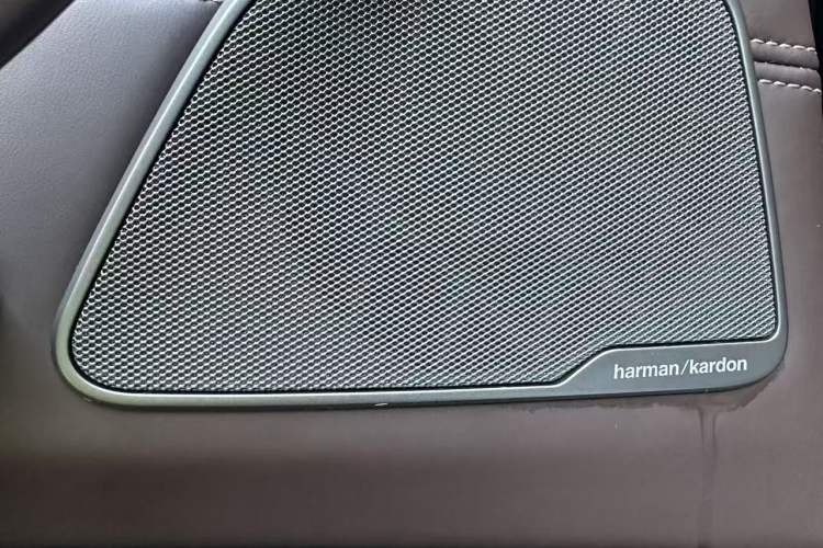 Used BMW 5 Series 2020 540i Sport Line M Sport Package Interior 10