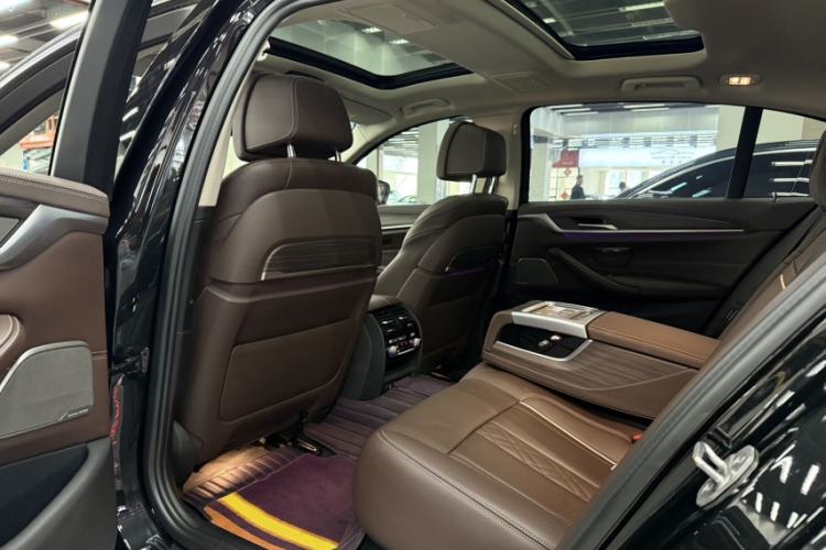 Used BMW 5 Series 2020 530Li Luxury Edition Premium Package Interior 11