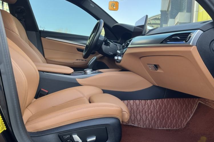 Used BMW 5 Series 2020 525i M Sport Package Interior 13