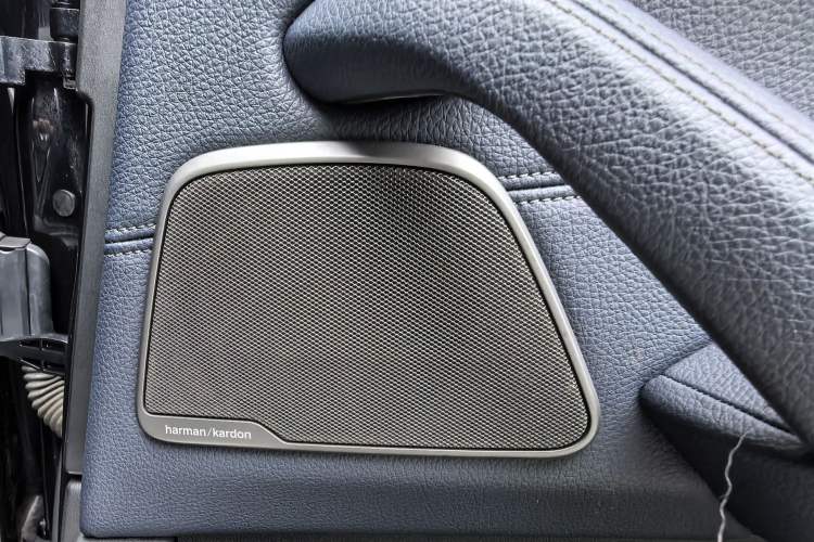 Used BMW 5 Series 2020 530i Sport Line M Sport Package Interior 13