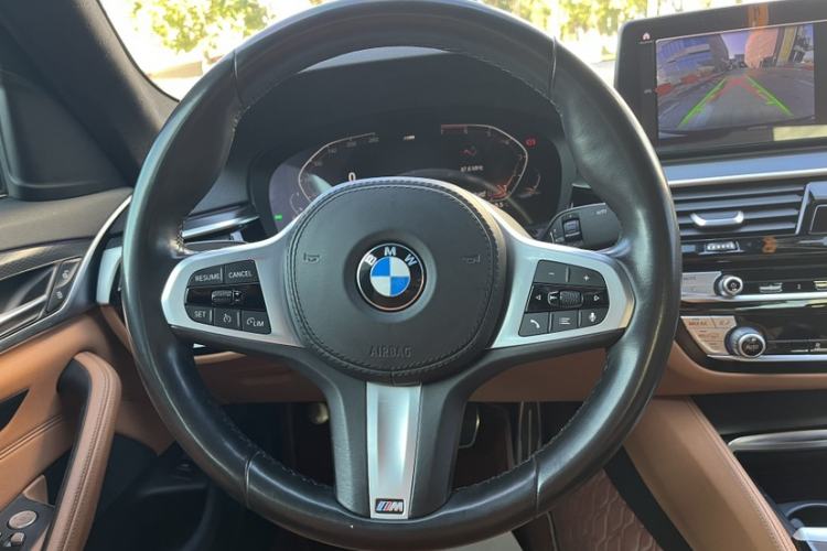 Used BMW 5 Series 2020 525i M Sport Package Interior 14