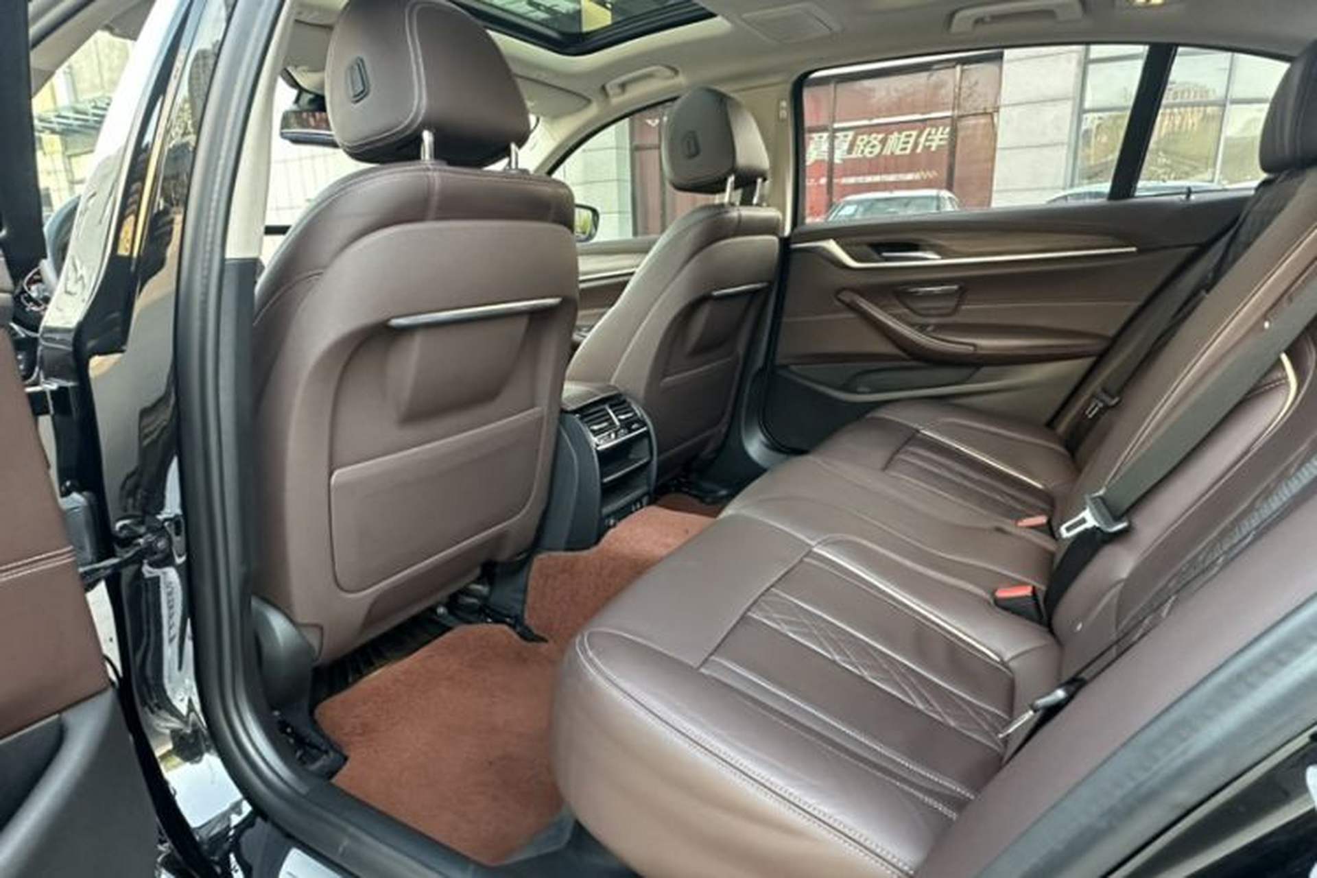 Used BMW 5 Series 2020 530Li Leading Edition Luxury Package Interior 2