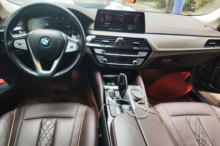 Used BMW 5 Series 2020 530Li Leading Edition Luxury Package Interior 2