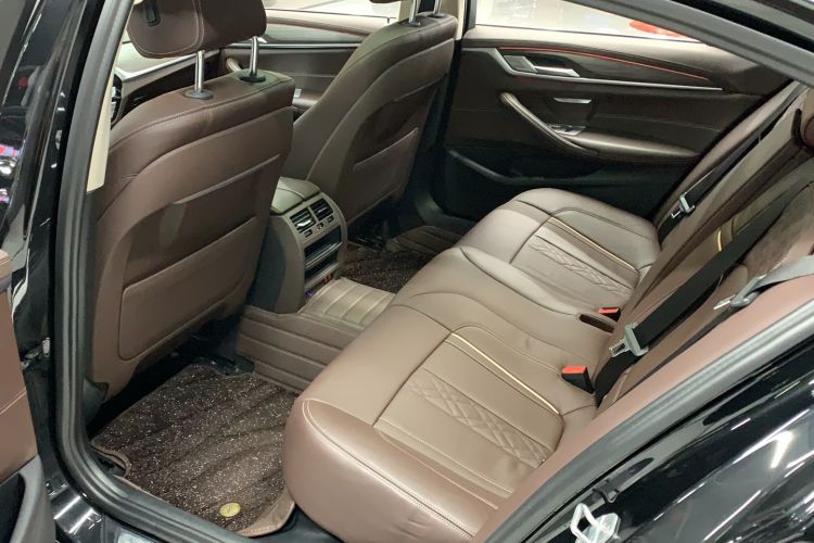 Used BMW 5 Series 2020 530Li xDrive Luxury Package Interior 2