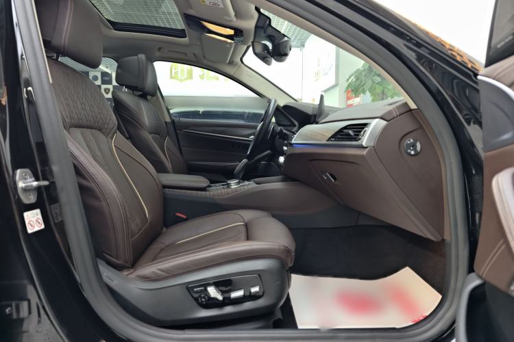 Used BMW 5 Series 2020 530Li Luxury Edition Premium Package Interior 2