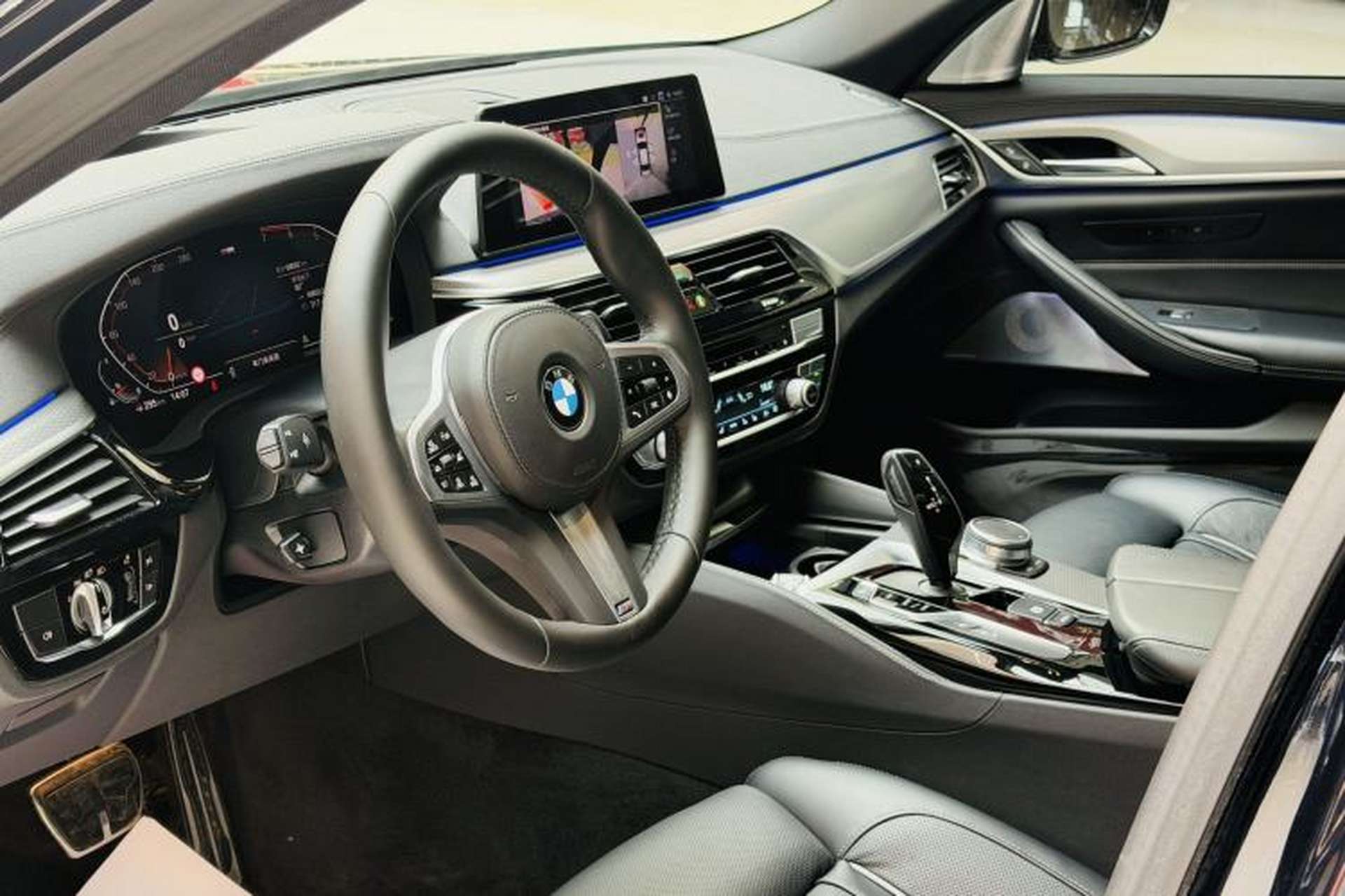 Used BMW 5 Series 2020 530Li Executive M Sport Package Interior 2