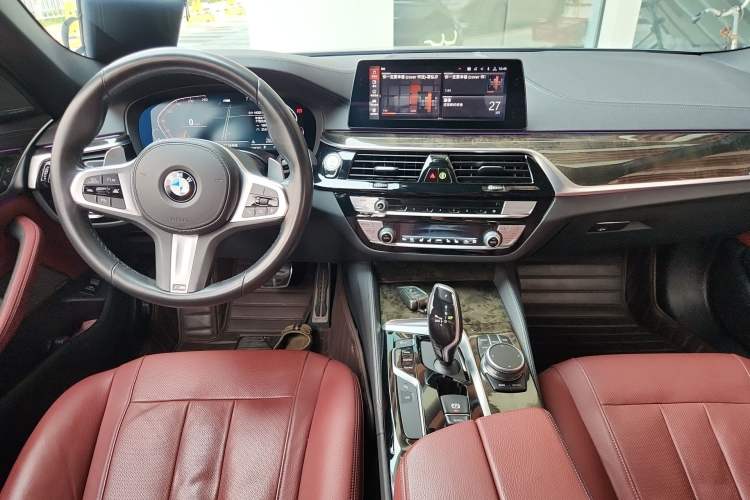Used BMW 5 Series 2020 530Li Luxury Edition M Sport Package Interior 2