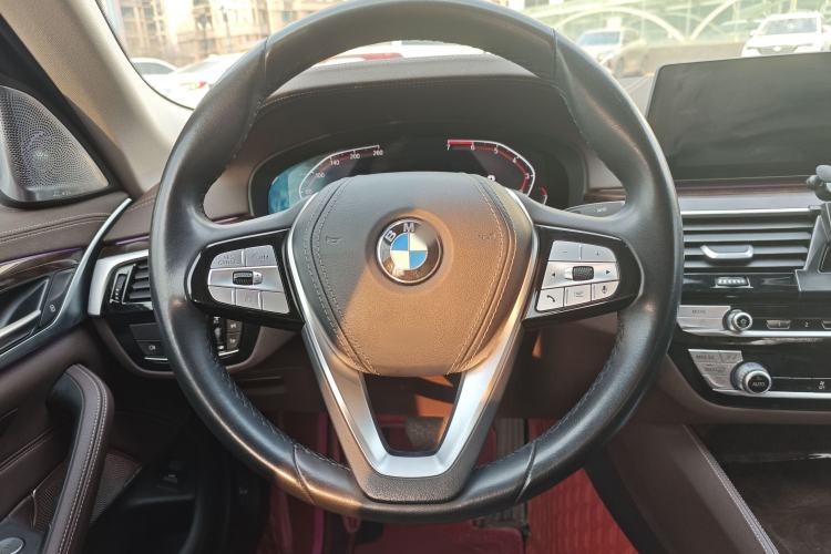 Used BMW 5 Series 2020 525Li Luxury Package Interior 2