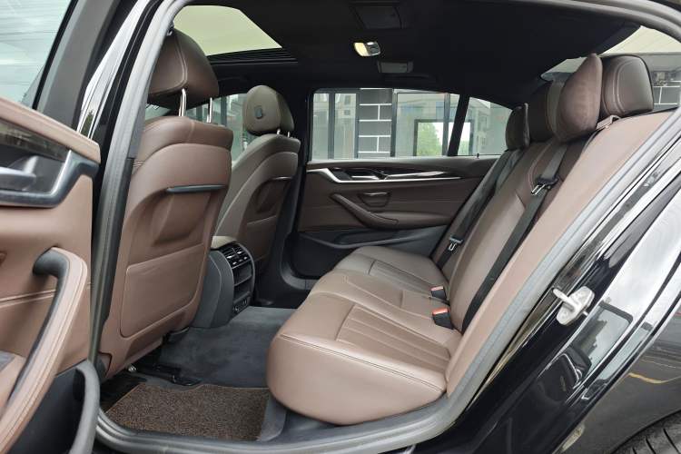Used BMW 5 Series 2020 525Li M Sport Package Interior 2
