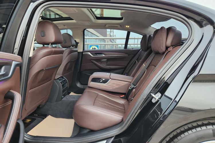 Used BMW 5 Series 2020 530Li Leading Edition Luxury Package Interior 3