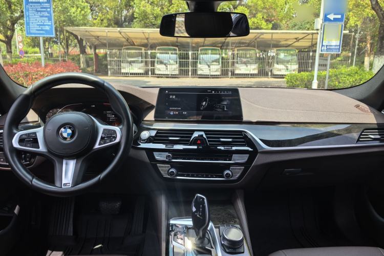 Used BMW 5 Series 2020 525Li M Sport Package Interior 3