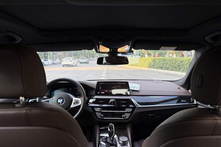 Used BMW 5 Series 2020 525Li M Sport Package Interior 3