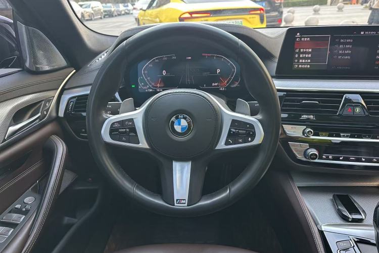 Used BMW 5 Series 2020 540i Sport Line M Sport Package Interior 3