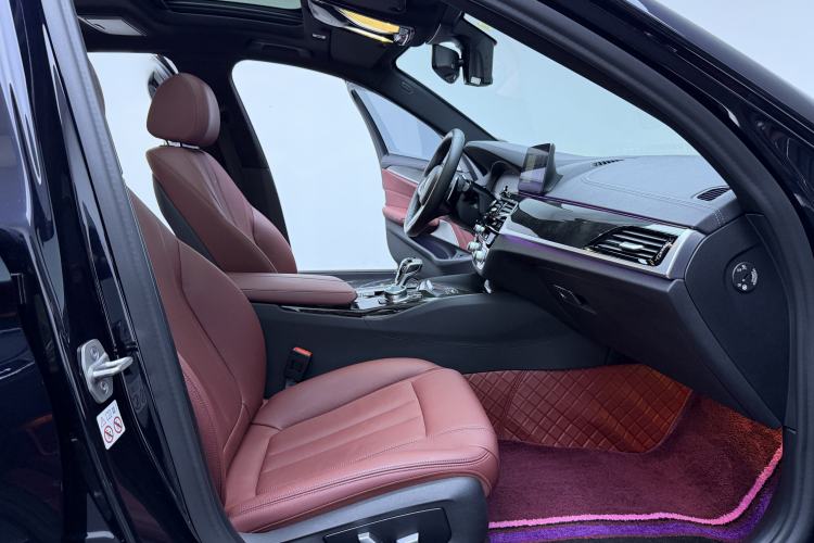 Used BMW 5 Series 2020 530Li Leading Model M Sport Package Interior 3