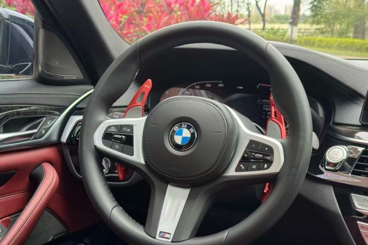 Used BMW 5 Series 2020 530Li Luxury Edition M Sport Package Interior 3