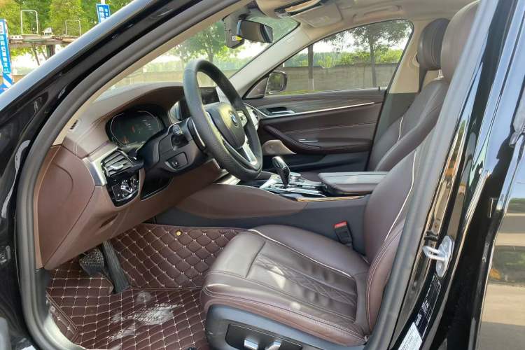Used BMW 5 Series 2020 530Li Leading Edition Luxury Package Interior 3