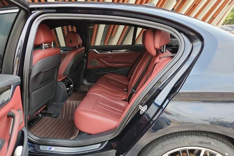 Used BMW 5 Series 2020 530Li Luxury Edition M Sport Package Interior 4