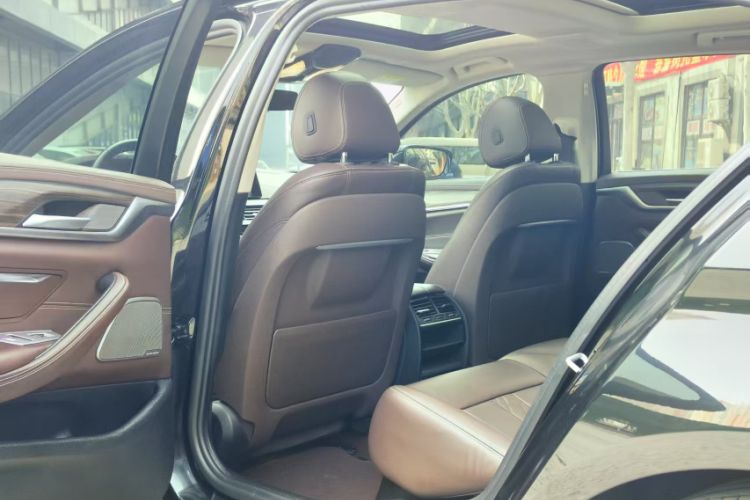 Used BMW 5 Series 2020 530Li Leading Edition Luxury Package Interior 4