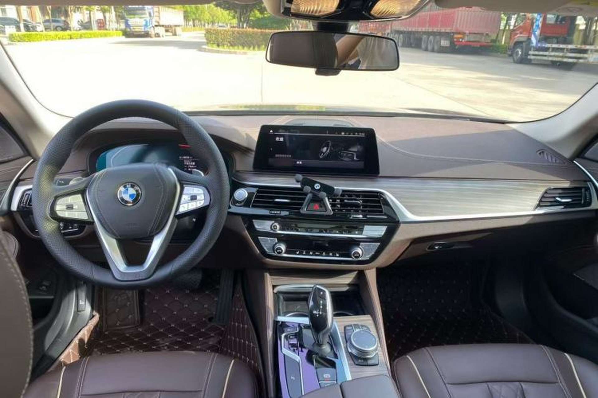 Used BMW 5 Series 2020 530Li Leading Edition Luxury Package Interior 4