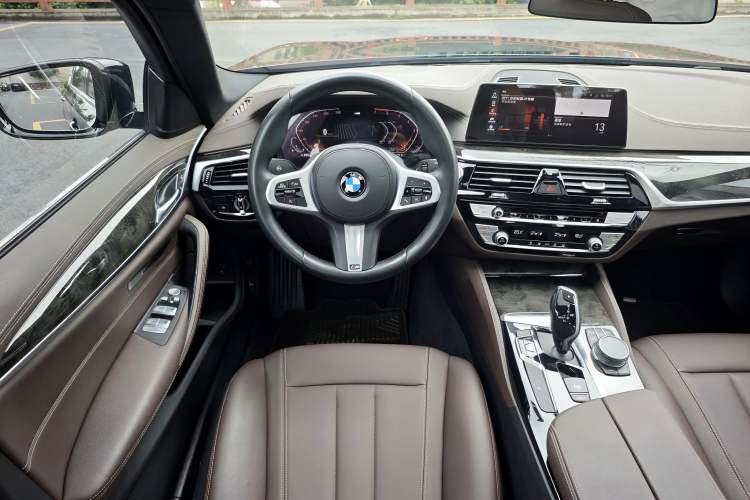 Used BMW 5 Series 2020 525Li M Sport Package Interior 5
