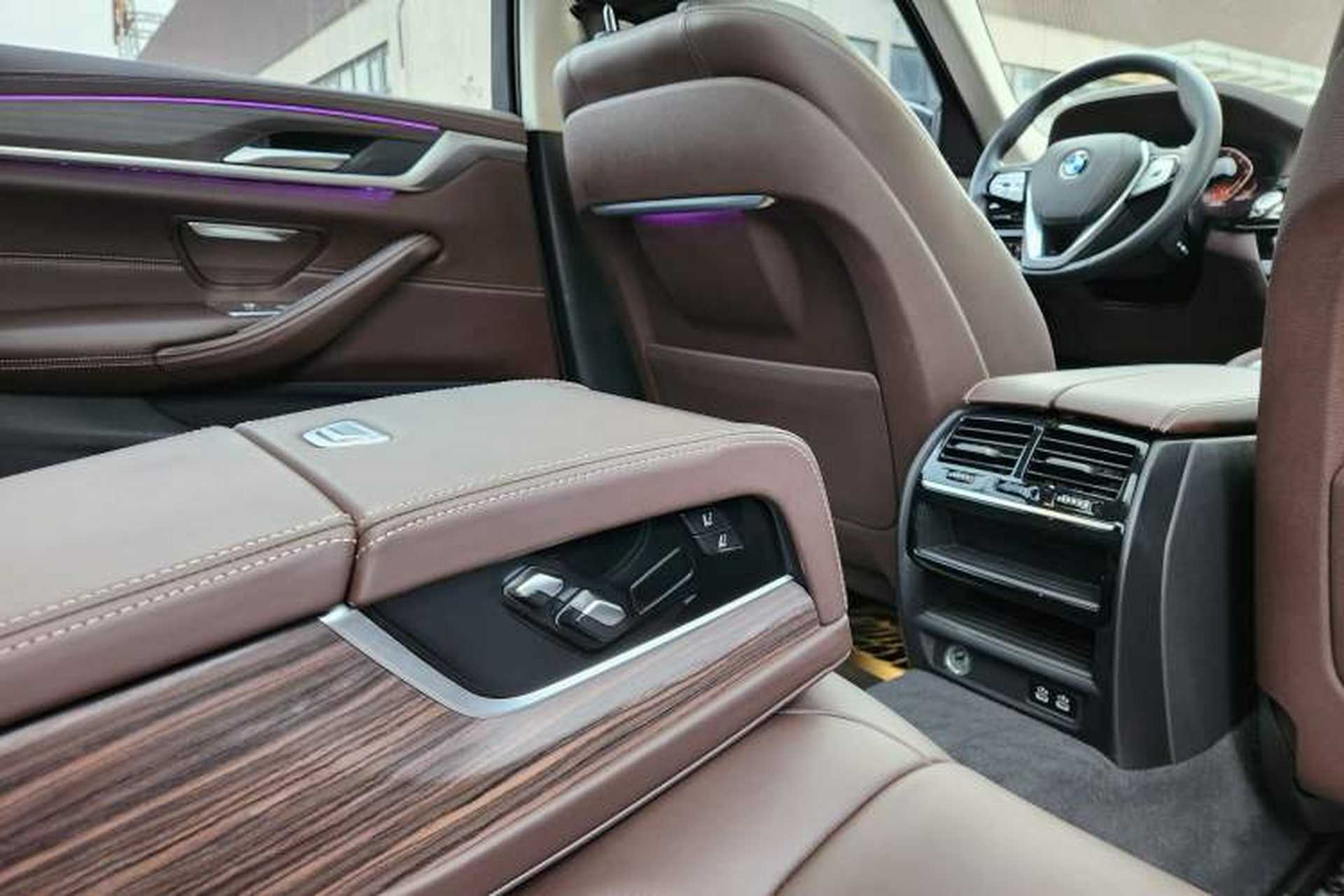Used BMW 5 Series 2020 530Li Leading Edition Luxury Package Interior 6