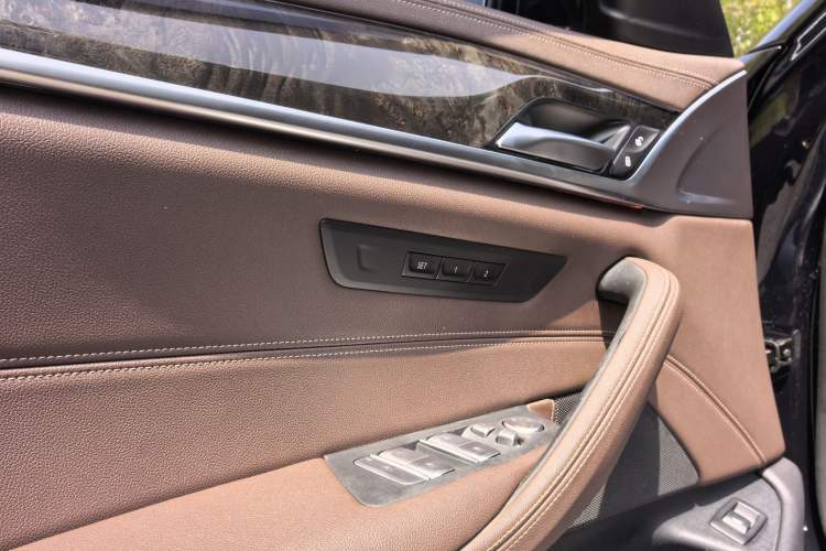 Used BMW 5 Series 2020 525Li M Sport Package Interior 6