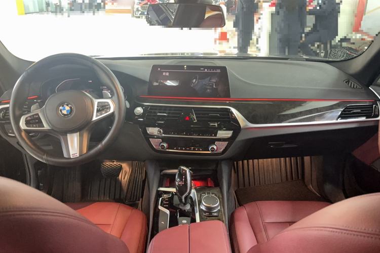 Used BMW 5 Series 2020 530Li Leading Model M Sport Package Interior 6
