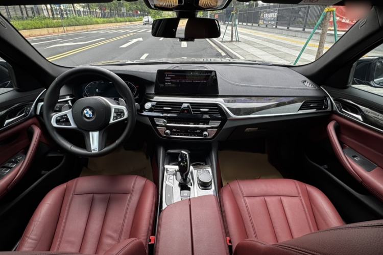 Used BMW 5 Series 2020 530Li Leading Model M Sport Package Interior 7