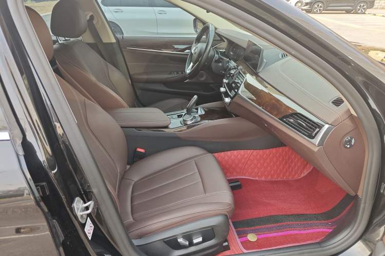 Used BMW 5 Series 2020 525Li Luxury Package Interior 7