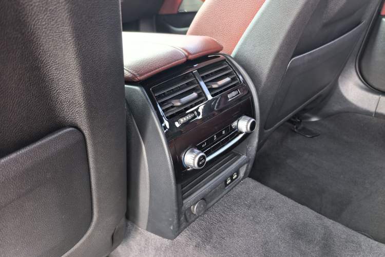 Used BMW 5 Series 2020 530Li Luxury Edition M Sport Package Interior 7
