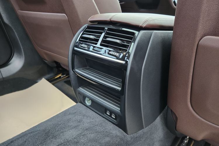 Used BMW 5 Series 2020 530Li Leading Edition Luxury Package Interior 8