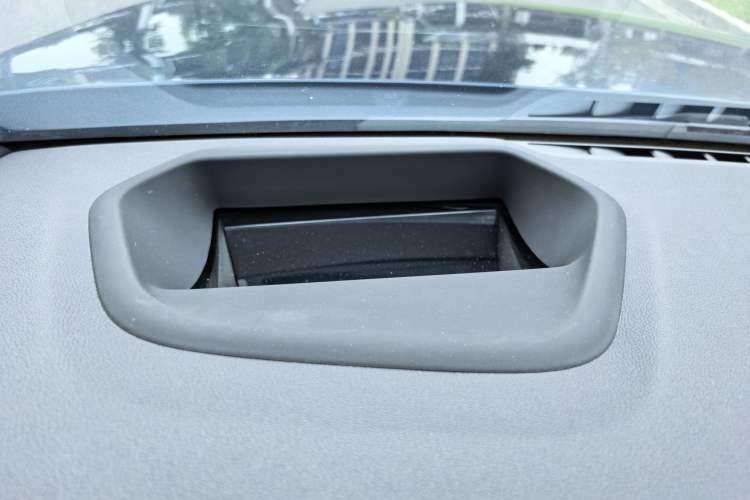 Used BMW 5 Series 2020 530i Sport Line M Sport Package Interior 8