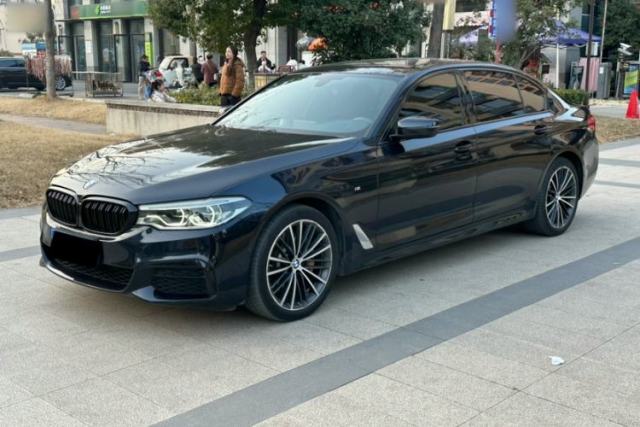 Ojetý BMW 5 Series 2020 530Li Leading Model M Sport Package