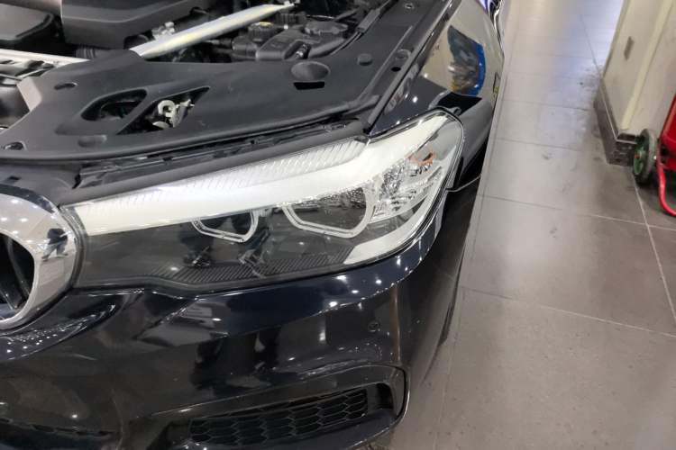 Used BMW 5 Series 2020 525Li M Sport Package Left Front Headlight