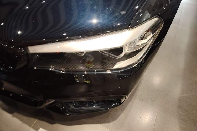 Used BMW 5 Series 2020 525Li M Sport Package Left Front Headlight