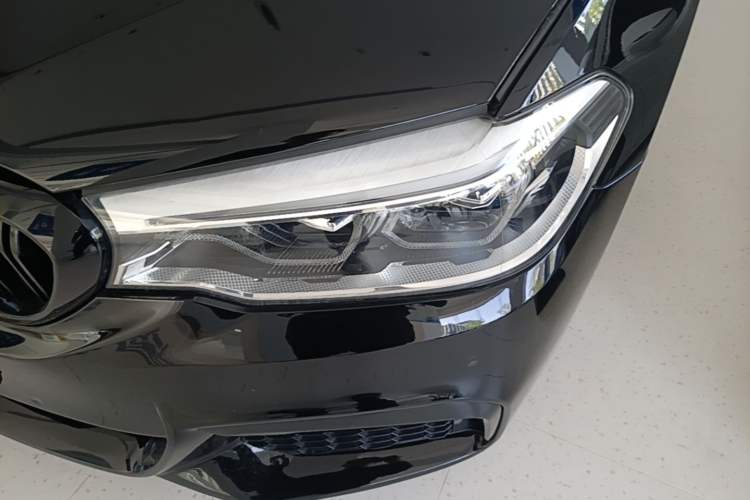 Used BMW 5 Series 2020 530Li Luxury Edition M Sport Package Left Front Headlight