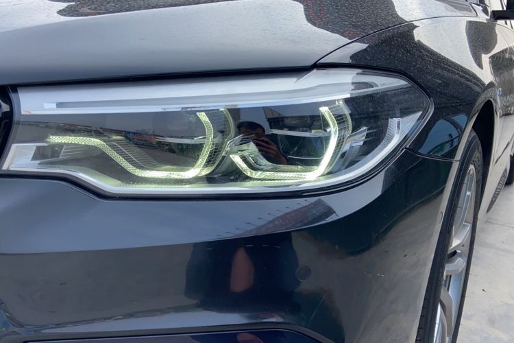 Used BMW 5 Series 2020 525i M Sport Package Left Front Headlight