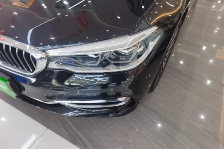 Used BMW 5 Series 2020 530Li Executive Luxury Package Left Front Headlight